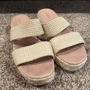 Old Navy Platform Sandals - 9
